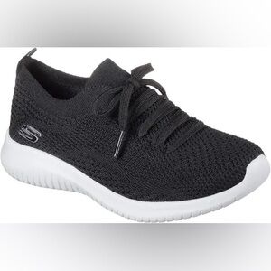 Skechers Women's Ultra Flex Statements Sneaker- Women's Size 9